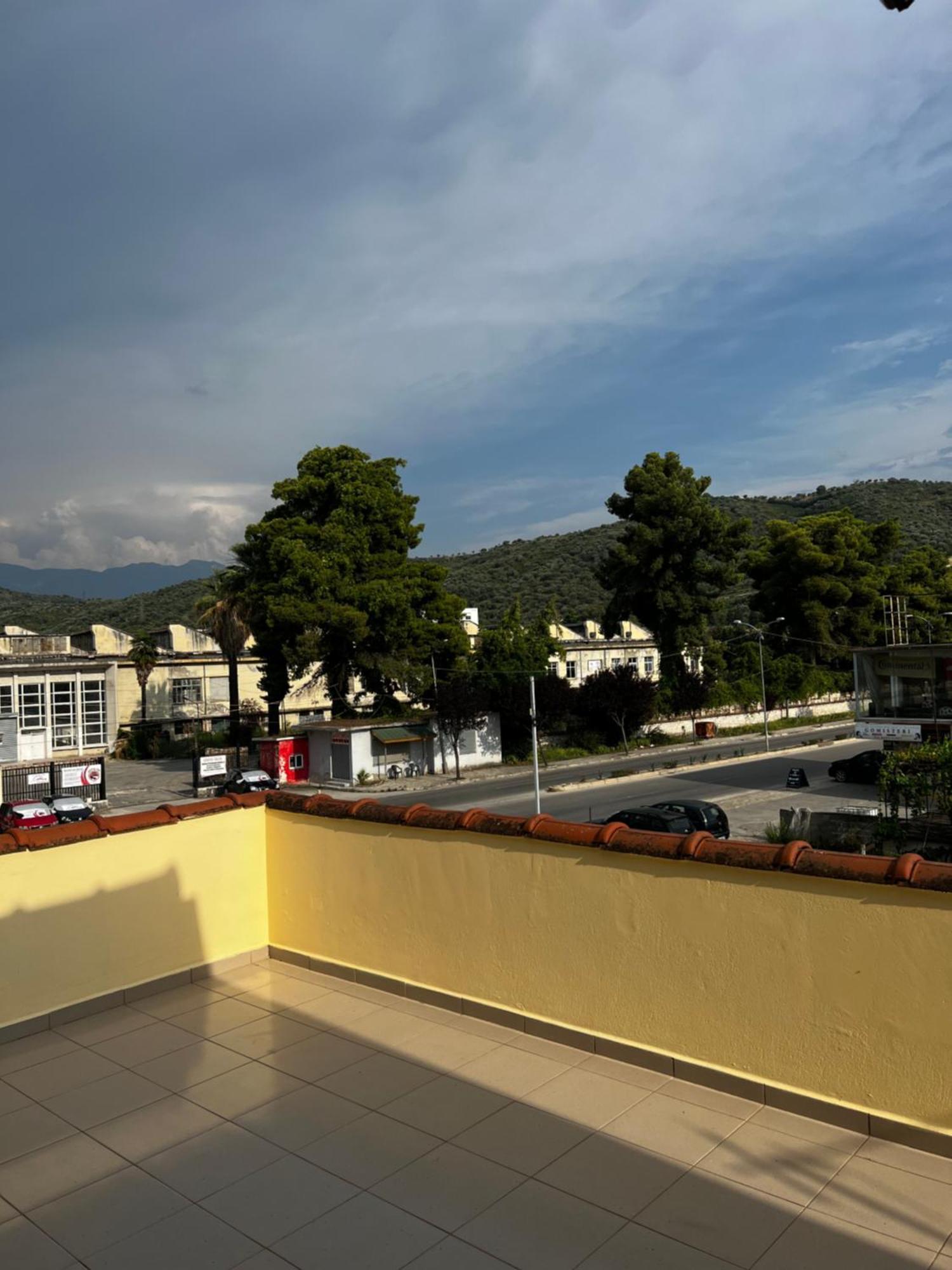 Villa Niku Берат Экстерьер фото